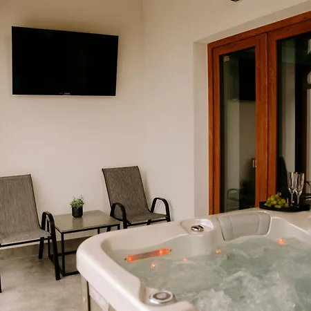 Aura Wellness Apartmán *