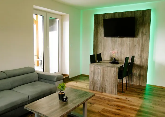Апартаменты Aura Wellness Врбно-под-Прадедем